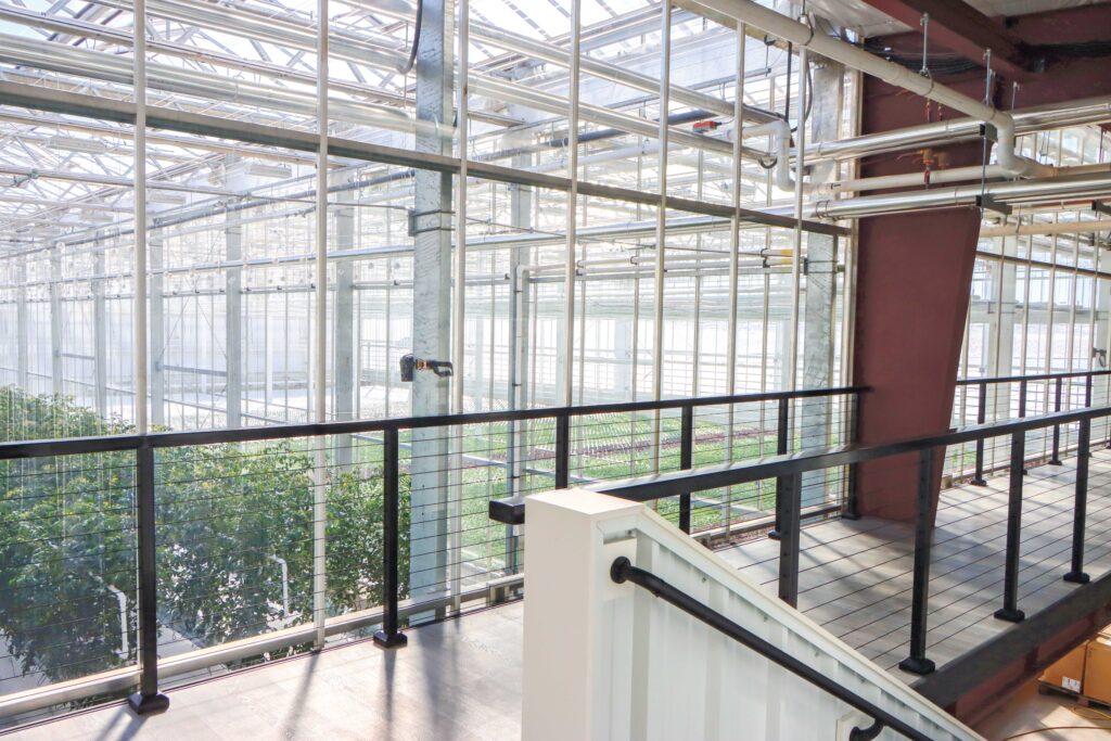 Headhouse looking into venlo greenhouse